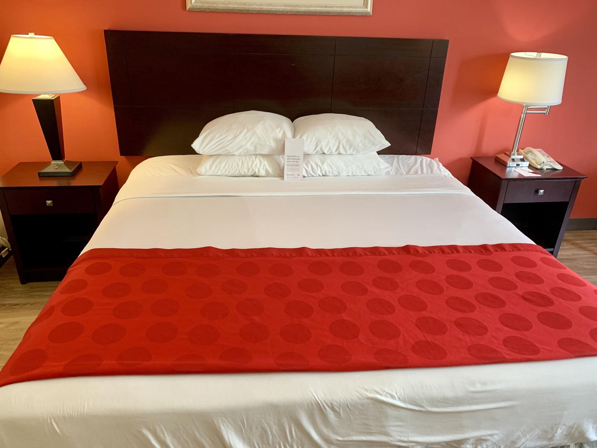 Hotel Ramada By Wyndham Newark/wilmington 4*