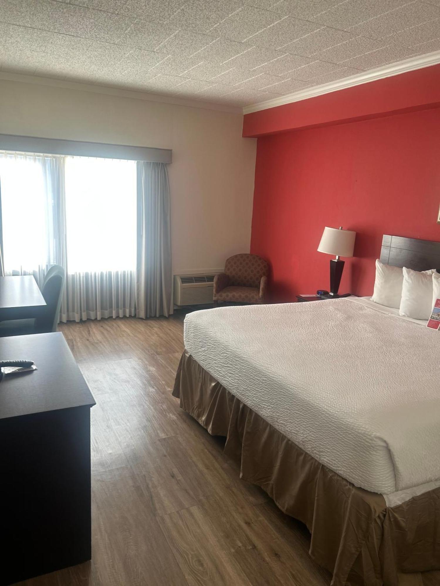 Ramada By Wyndham Newark/wilmington Hotel Newark