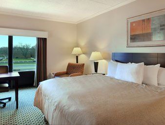 Ramada By Wyndham Newark/wilmington Hotel Newark